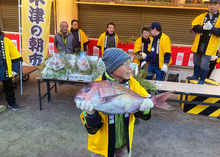 競り落とした鯛