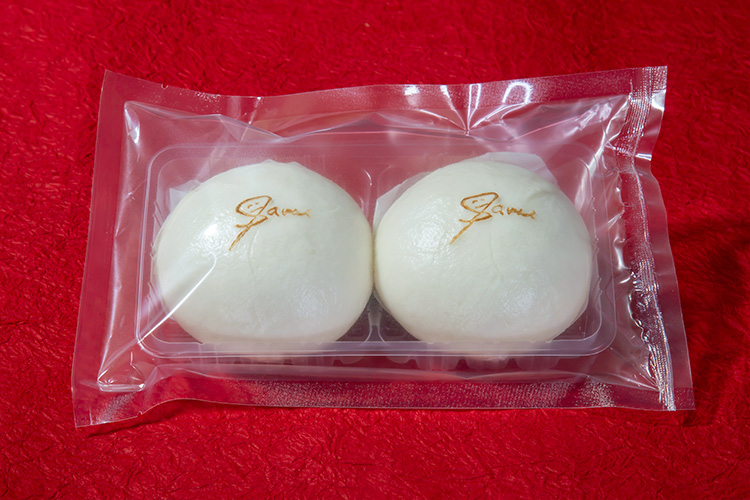 サナエちゃん大好き豚まん